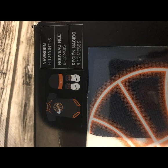 Nike 3 pcs Set Blue Orange Boxed Badketball - Picture 3 of 3